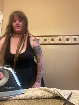 Snapshot of 1-800-FUCKYOU chatting on 10.12.25 1-800-FUCKYOU online show from 10.12.25