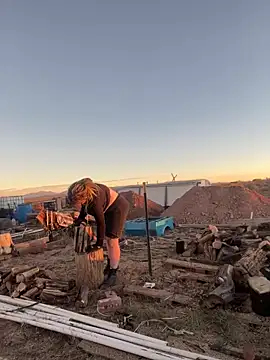 Snapshot of 1-800-FUCKYOU chatting on 11.09.25 1-800-FUCKYOU online show from 11.09.25