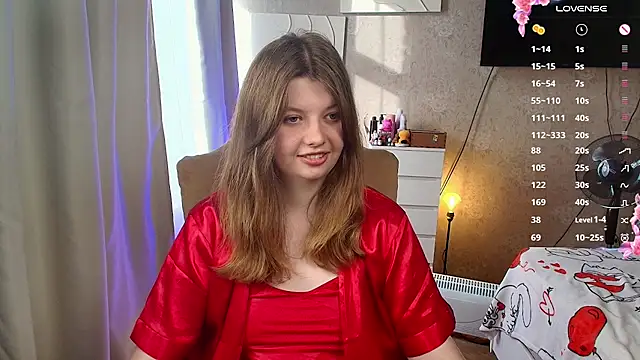 Snapshot of Vivian_cutie chatting on 06.02.26 Vivian cutie online show from 06.02.26