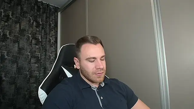 Thori92 online show from 01.04.25