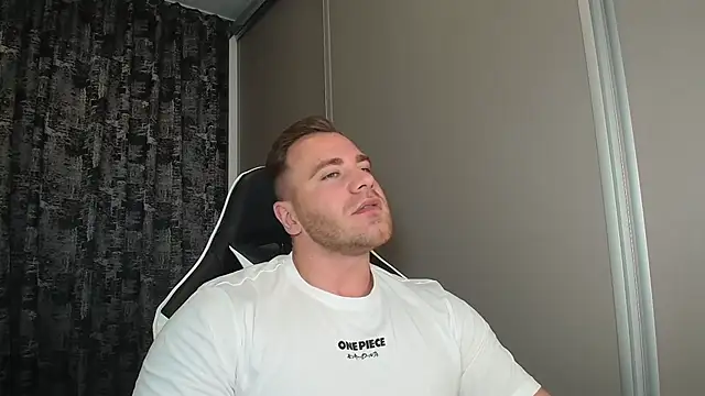 Thori92 online show from 09.15.25