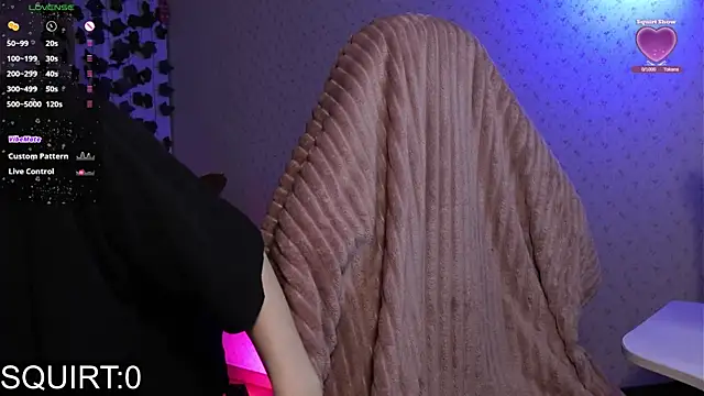 Snapshot of _aleksa_ chatting on 02.02.25  aleksa  online show from 02.02.25