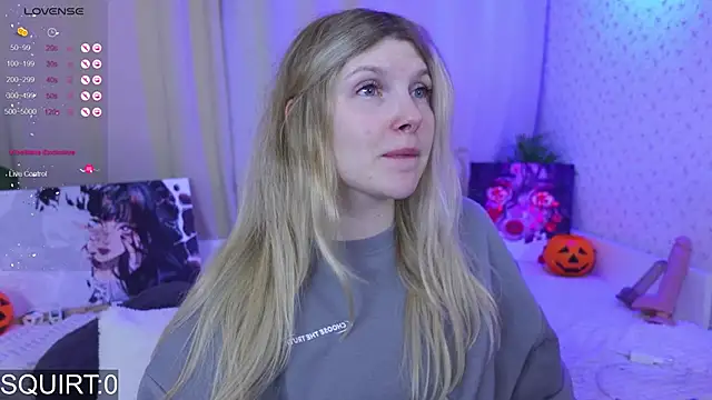 Snapshot of _aleksa_ chatting on 10.07.25  aleksa  online show from 10.07.25