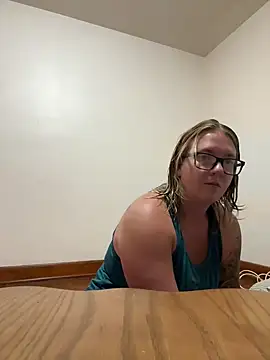 Lizzyloo online show from 09.17.25