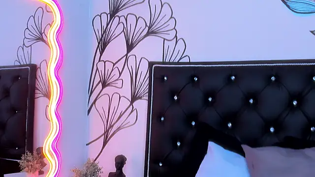 Sweet Ariadna  online show from 04.25.26