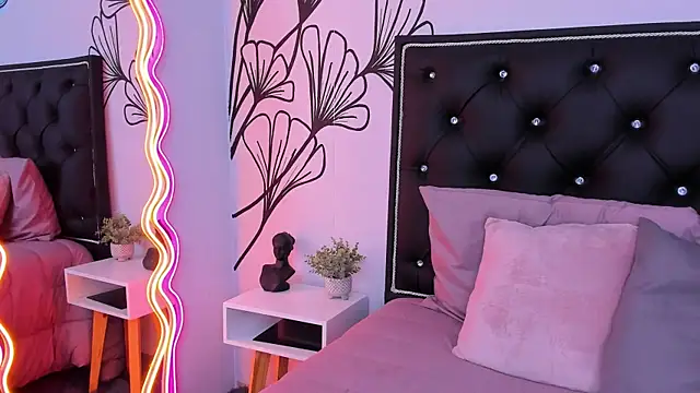 Sweet Ariadna  online show from 07.03.26