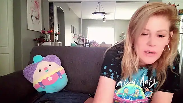 Lexi Shocker online show from 03.16.25