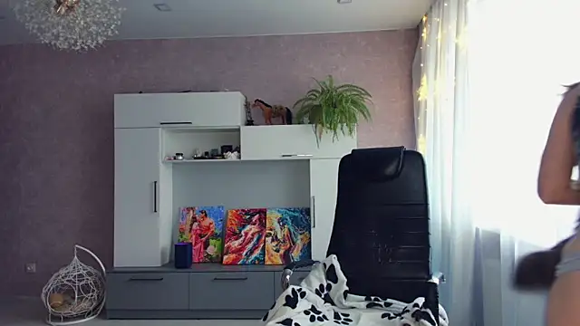 Snapshot of Cuddle_Cat chatting on 03.21.25 Cuddle Cat online show from 03.21.25