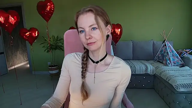 Snapshot of Cuddle_Cat chatting on 05.31.26 Cuddle Cat online show from 05.31.26