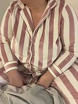 sweeti Em online show from 01.09.26