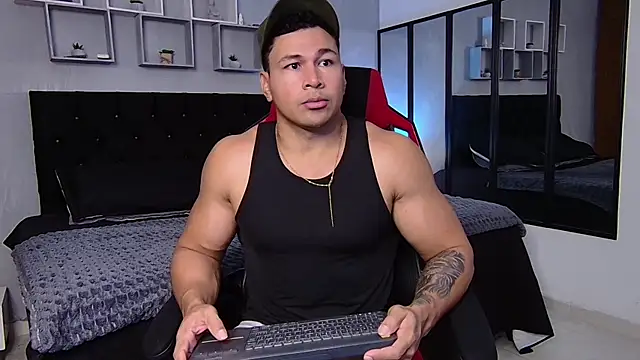 tyler hank01 online show from 09.19.25