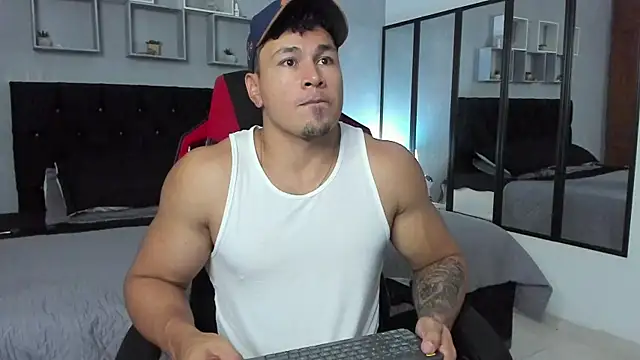 tyler hank01 online show from 10.13.25