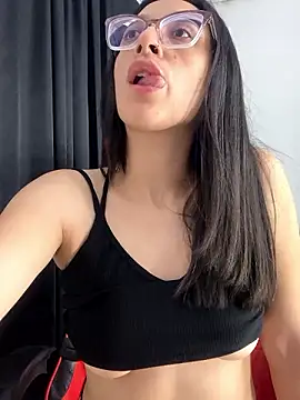 Snapshot of Ninnfa chatting on 12.06.24 Ninnfa online show from 12.06.24