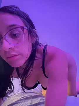 Snapshot of Ninnfa chatting on 01.25.25 Ninnfa online show from 01.25.25