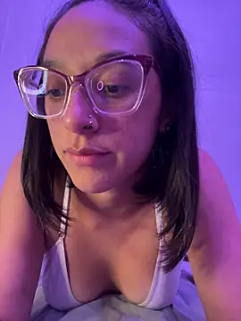 Snapshot of Ninnfa chatting on 02.09.25 Ninnfa online show from 02.09.25