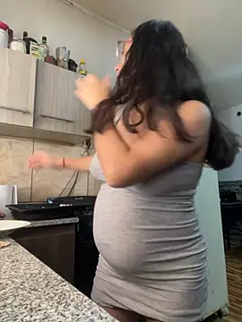 Snapshot of Ninnfa chatting on 09.17.25 Ninnfa online show from 09.17.25