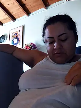 Monseratte21 online show from 10.31.25