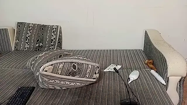 LuxMelys online show from 10.16.25