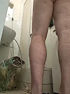 Snapshot of sile2000nou chatting on 11.22.25 sile2000nou online show from 11.22.25