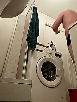 Snapshot of sile2000nou chatting on 11.23.25 sile2000nou online show from 11.23.25