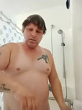 Snapshot of JGRisk chatting on 11.01.25 JGRisk online show from 11.01.25