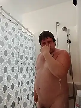 Snapshot of JGRisk chatting on 11.18.25 JGRisk online show from 11.18.25