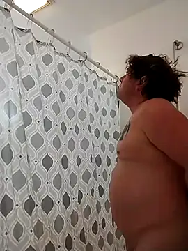 Snapshot of JGRisk chatting on 12.16.25 JGRisk online show from 12.16.25