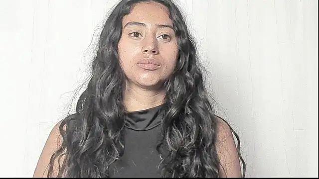 Snapshot of Valentinne_z chatting on 01.13.25 Valentinne z online show from 01.13.25