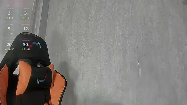 Snapshot of Valentinne_z chatting on 09.24.25 Valentinne z online show from 09.24.25