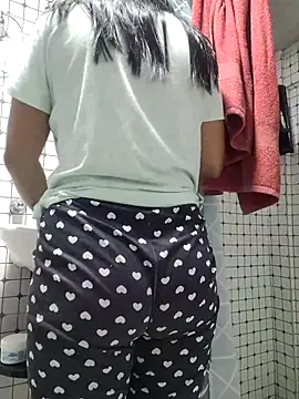 Hannah-grace online show from 01.27.25