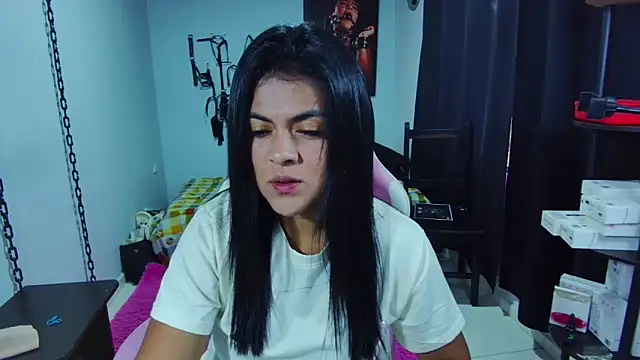 Hannah-grace online show from 02.05.25