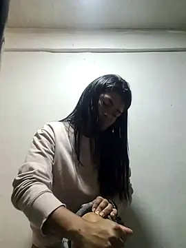 Hannah-grace online show from 03.13.25