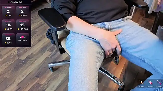 Snapshot of jan_martin chatting on 03.03.26 jan martin online show from 03.03.26