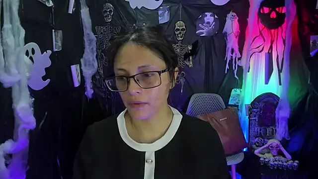 Kyomi chang online show from 10.21.25