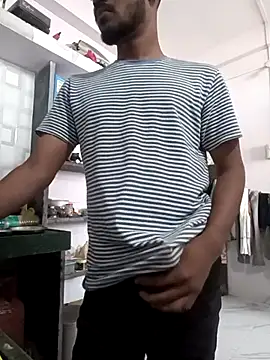 Snapshot of Vishupatil99 chatting on 11.15.25 Vishupatil99 online show from 11.15.25