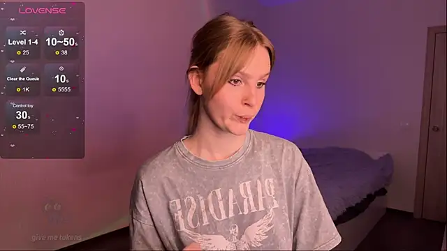 Chanel Gill online show from 03.17.25