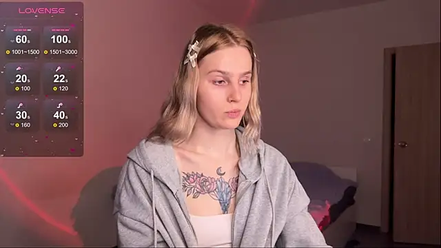 Chanel Gill online show from 03.22.25