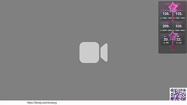 Chanel Gill online show from 05.14.26