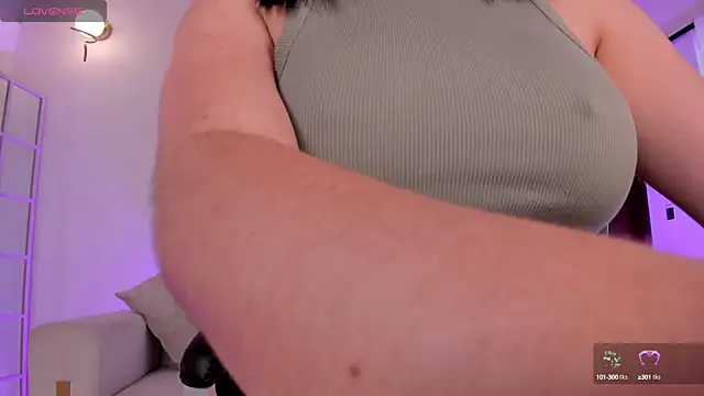 Snapshot of JennaOlsonX chatting on 02.16.25 JennaOlsonX online show from 02.16.25