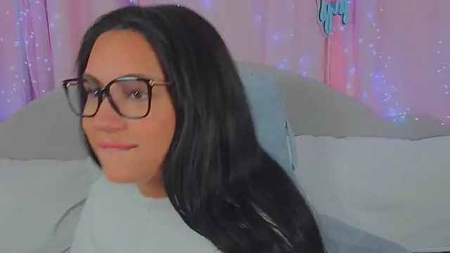 MeghanXO online show from 10.06.25