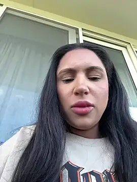 MeghanXO online show from 06.15.26