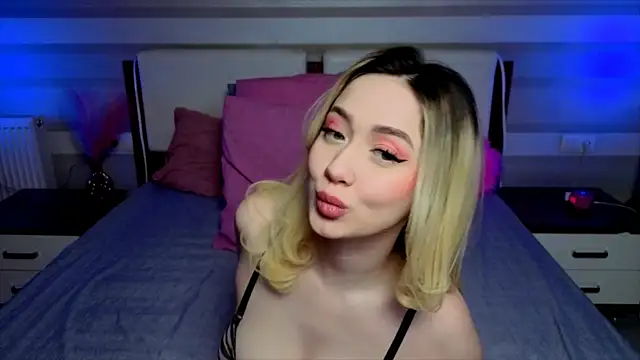 AriaSugar online show from 09.18.25