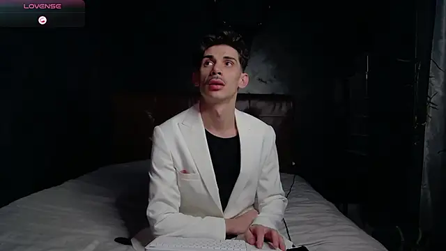 DanielCrush1 online show from 11.26.25