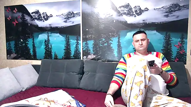 Snapshot of Big_Boss55 chatting on 10.18.25 Big Boss55 online show from 10.18.25