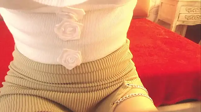 Snapshot of IvyBlueFabray chatting on 03.23.25 IvyBlueFabray online show from 03.23.25