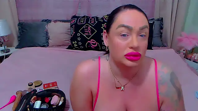 BustyVicky online show from 03.21.25