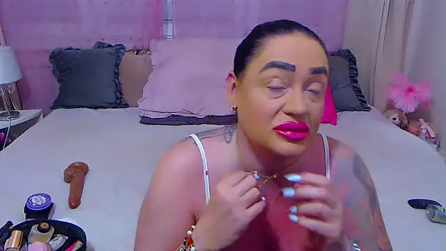 BustyVicky online show from 10.02.25