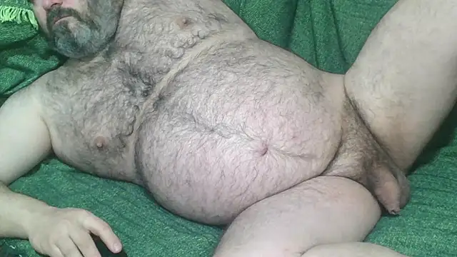 Snapshot of mikeyhotbear chatting on 01.19.25 mikeyhotbear online show from 01.19.25