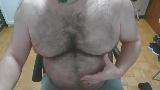 mikeyhotbear online show from 11.21.25