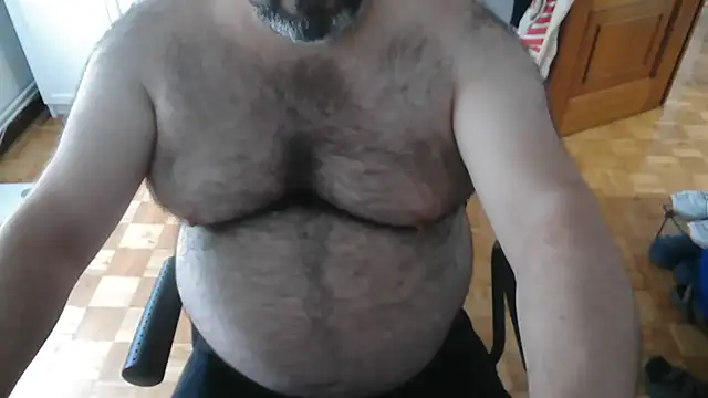 Snapshot of mikeyhotbear chatting on 07.11.26 mikeyhotbear online show from 07.11.26